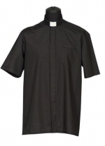 Chemise clergyman manches courtes. id: 254