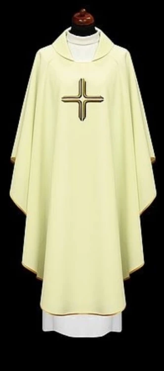Chasuble brodée. (id: 683)B
