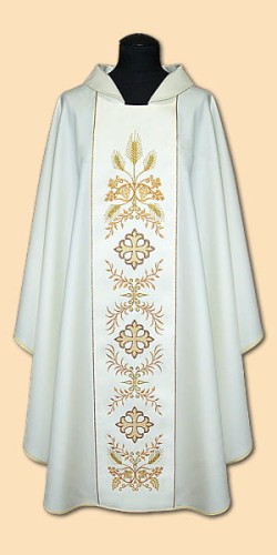 Chasuble avec une bande brodée (id: 750)