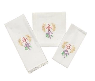 Linge d'autel brodée - complet