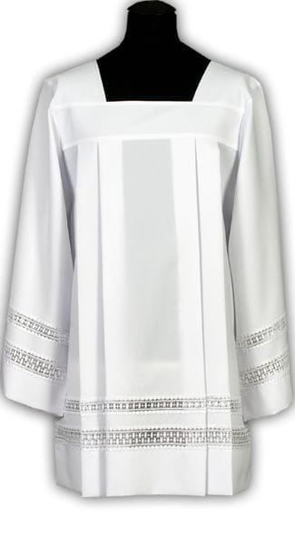 AS68 Surplis avec dodouble dentelle insérée (id: 646)