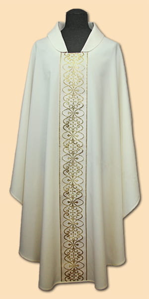 Chasuble 669 B.jpg