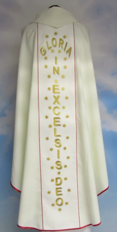 Chasuble brodé avec l'image de la Sainte Famille B.jpg