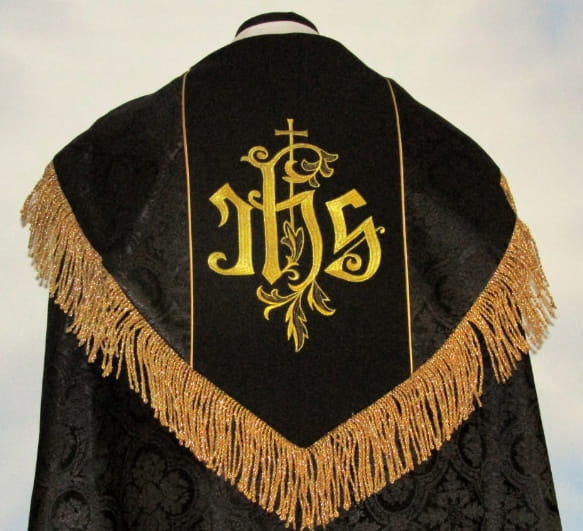 Chape liturgique  noir - tissu brocart id 779.jpg