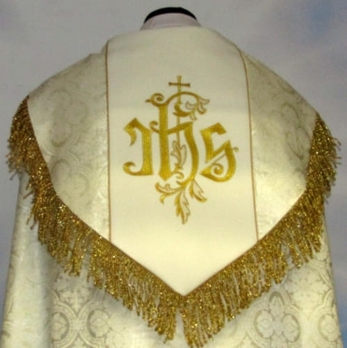 Chape liturgique  blanc 2 - tissu brocart id 779.jpg