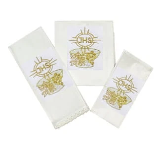 Linge d'autel brodée - complet (id: 597)