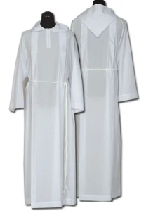 Aube servant d'autel avec plis et capuche (id: 547)