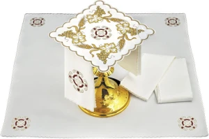 Servizio da messa- riccamente ricamato (id: 403)