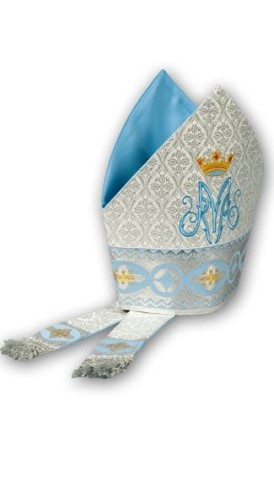 Mitre en tissus damassé, brodée. (id: 606)