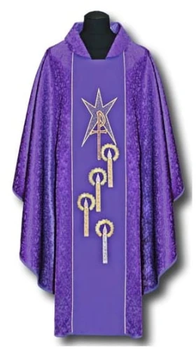 Chasuble en damas - brodée. (id: 218)