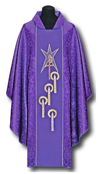 Chasuble en damas - brodée. (id: 218)
