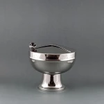 Ciboire couvercle ouvrant à moitié (id: 288)