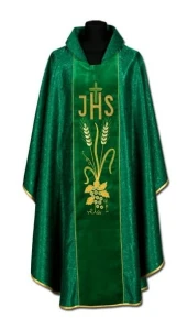 Casula in damasco con una banda di velour ricamata. (id: 215)
