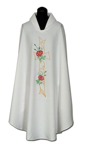Chasuble brodée directement sur le tissu. (id: 184)