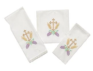 Linge d'autel brodée - complet