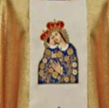 Chasuble brodé avec l'image de ND (id: 75)B