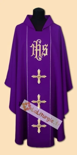 Chasuble en laine brodée (id: 712)