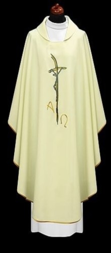 Chasuble brodée. (id: 682) B