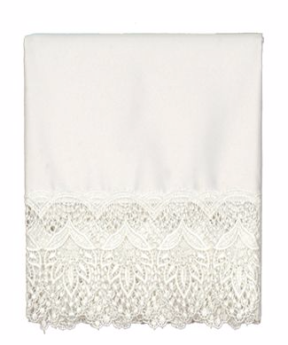 Nappe d'autel avec dentelle. (id: 427)