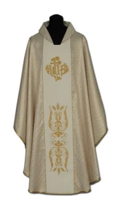 Casula con una banda ricamata. (id: 204)