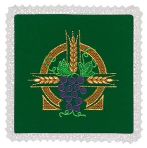 Palla liturgica ricamata. (id: 337)