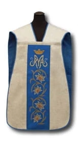 Chasubles romains brodée en damas . id: 241