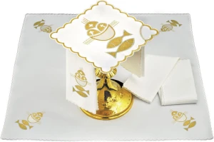 Servizio da messa- riccamente ricamato (id: 401)